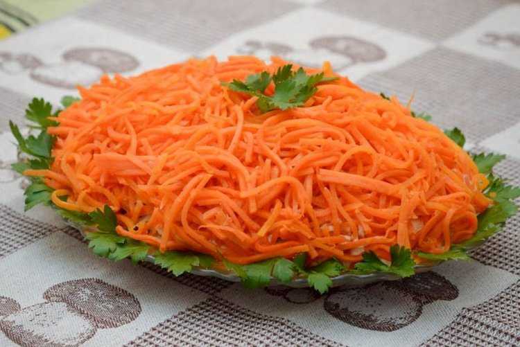 Салат із корейською морквою на Новий рік