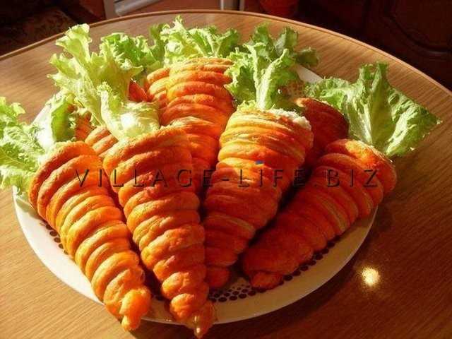 Салат у листкових "морквинах"