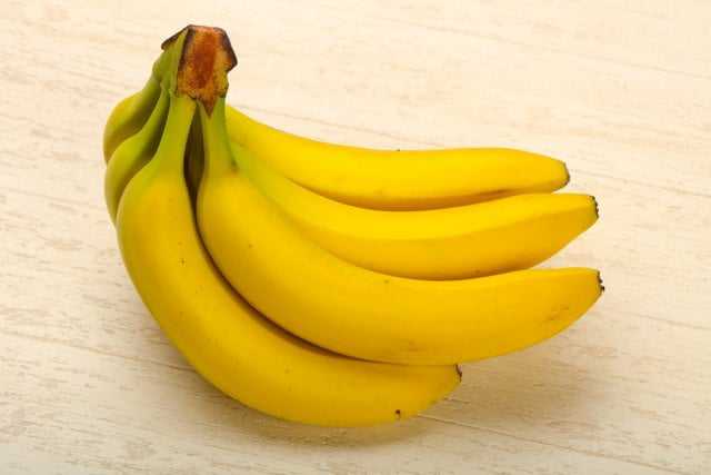 які овочі і фрукти можна їсти - банани