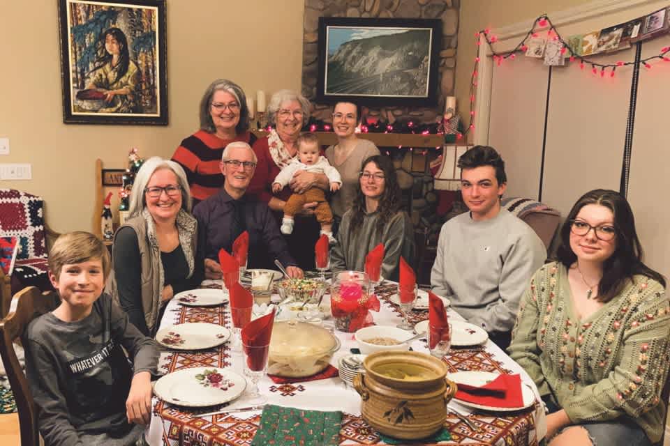 Жінка з Окотокс зберігає українські різдвяні традиції