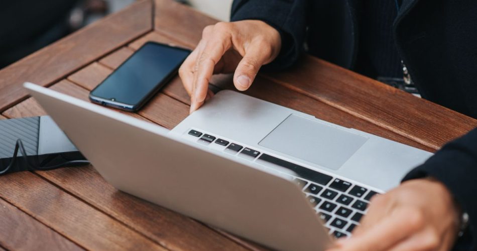 Хмарне сховище на ноутбуці й телефоні - як користуватися